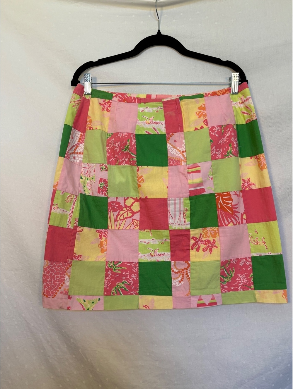 Vintage Lilly Pulitzer short patchwork skirt. Great colors!  Size 12.